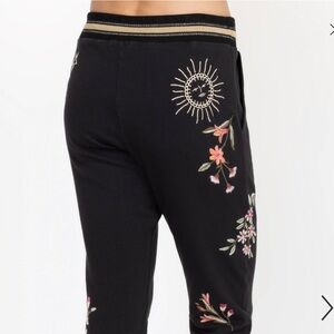 Johnny was Black Joggers